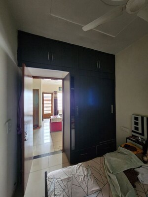 Bedroom in 2 BHK Apartment at Sector 16 – for Rent