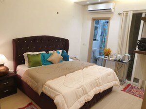 Bedroom in 3 BHK Builder Floor at Sector 23 – for Rent
