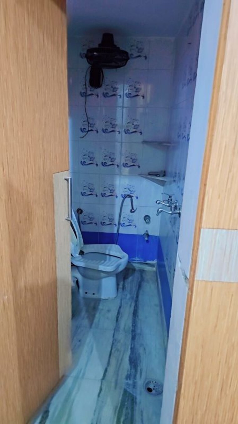 Bathroom, sector 13 2 Bedroom 160 Sq.Ft. Independent House In Sector 13 Hisar 10709228