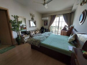 3 BHK Builder Floor For Rent in Sector 21