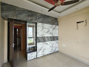 Room in 3.5 BHK Apartment at Vatika Lifestyle Homes, Sector 83 – for Rent
