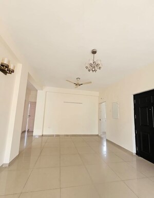 Dining area in 3 BHK Apartment at Emaar MGF Emerald Hills, Sector 65 – for Rent
