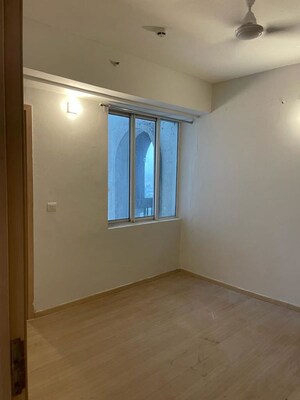 Room in 4 BHK Builder Floor at Sector 23 – for Rent