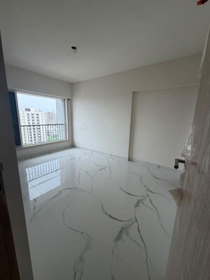 Room in 3 BHK Independent House at Ghatkopar East – for Rent