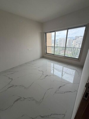 Room in 3 BHK Independent House at Ghatkopar East – for Rent
