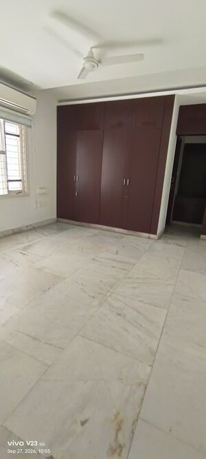 Room in 3 BHK Apartment at Silpa Emerald, Kothaguda – for Sale