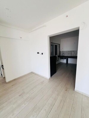 Room in 3 BHK Apartment at Unique K Shire, Punawale – for Rent