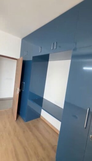 Furnished Amenities in 3 BHK Apartment at Tulip Yellow, Sector 69 – for Rent