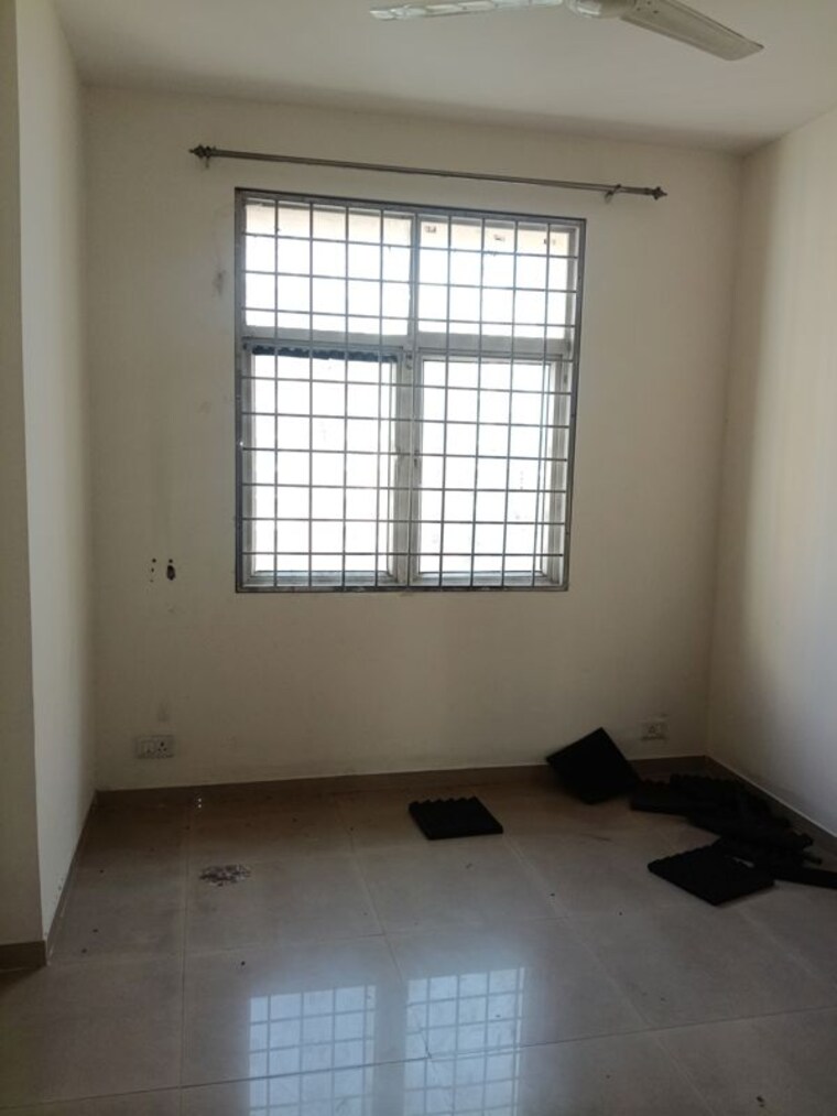 Room, mahagun-my-woods 2.5 Bedroom 1190 Sq.Ft. Apartment In Sector 16c Greater Noida Greater Noida 10713663