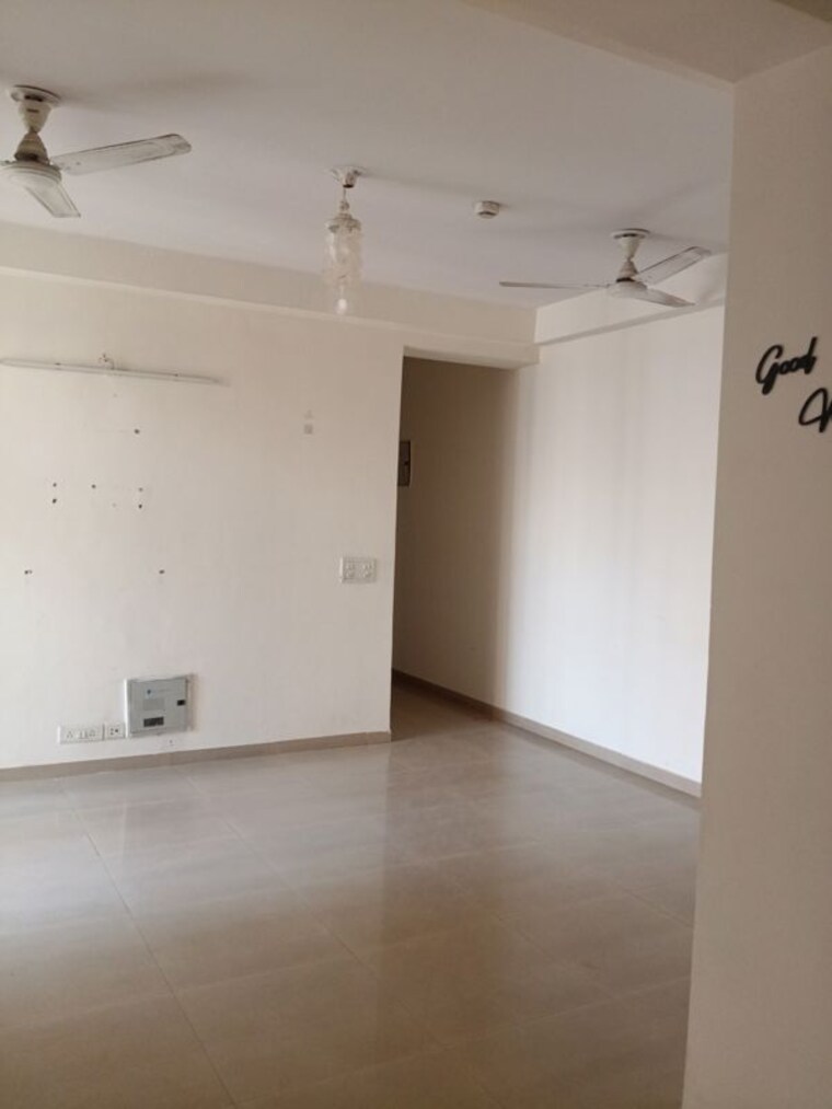 Room, mahagun-my-woods 2.5 Bedroom 1190 Sq.Ft. Apartment In Sector 16c Greater Noida Greater Noida 10713663