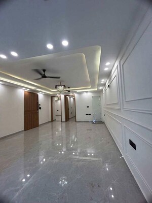 Building Lobby in 3 BHK Builder Floor at Saket – for Rent