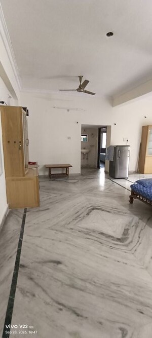 Bedroom in 2 BHK Apartment at Vaishnavi Happy Homes, Kondapur – for Rent