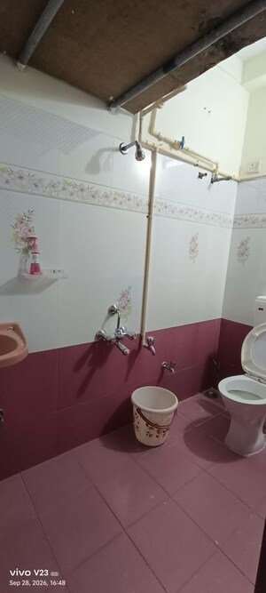 Bathroom in 2 BHK Apartment at Vaishnavi Happy Homes, Kondapur – for Rent