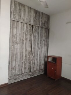 3 BHK Builder Floor For Rent in Sector 83