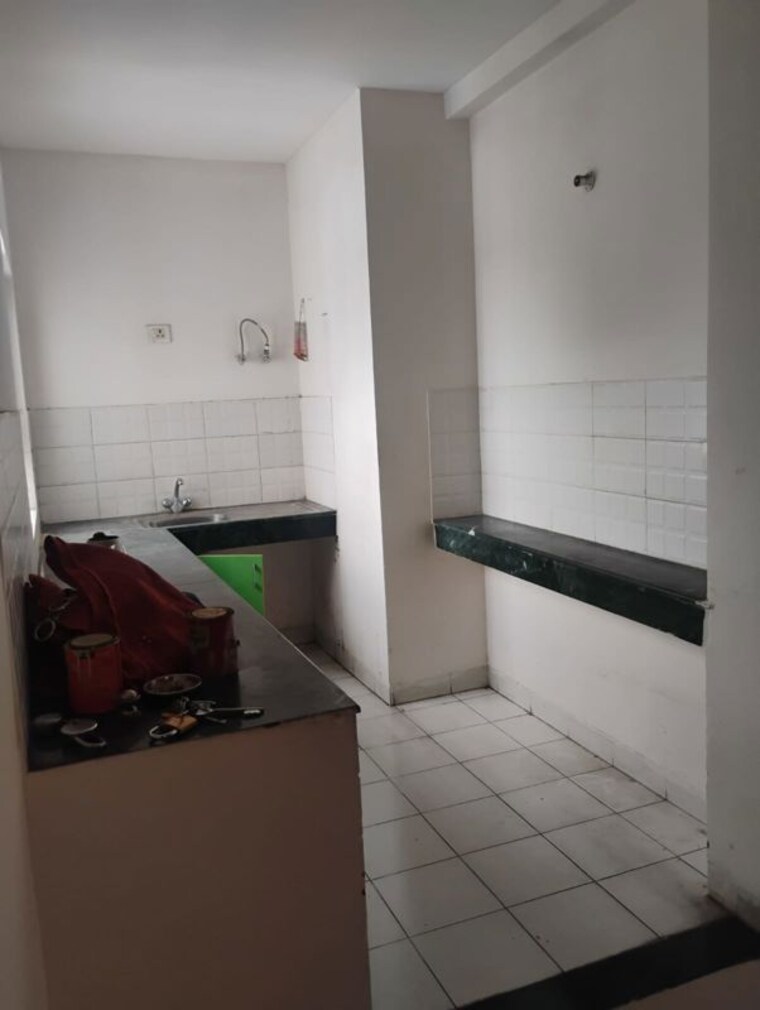 Bathroom, sector 83 3 Bedroom 250 Sq.Yd. Builder Floor In Sector 83 Faridabad 10713685