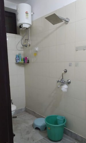 Bathroom in 3 BHK Builder Floor at Sector 46 – for Rent