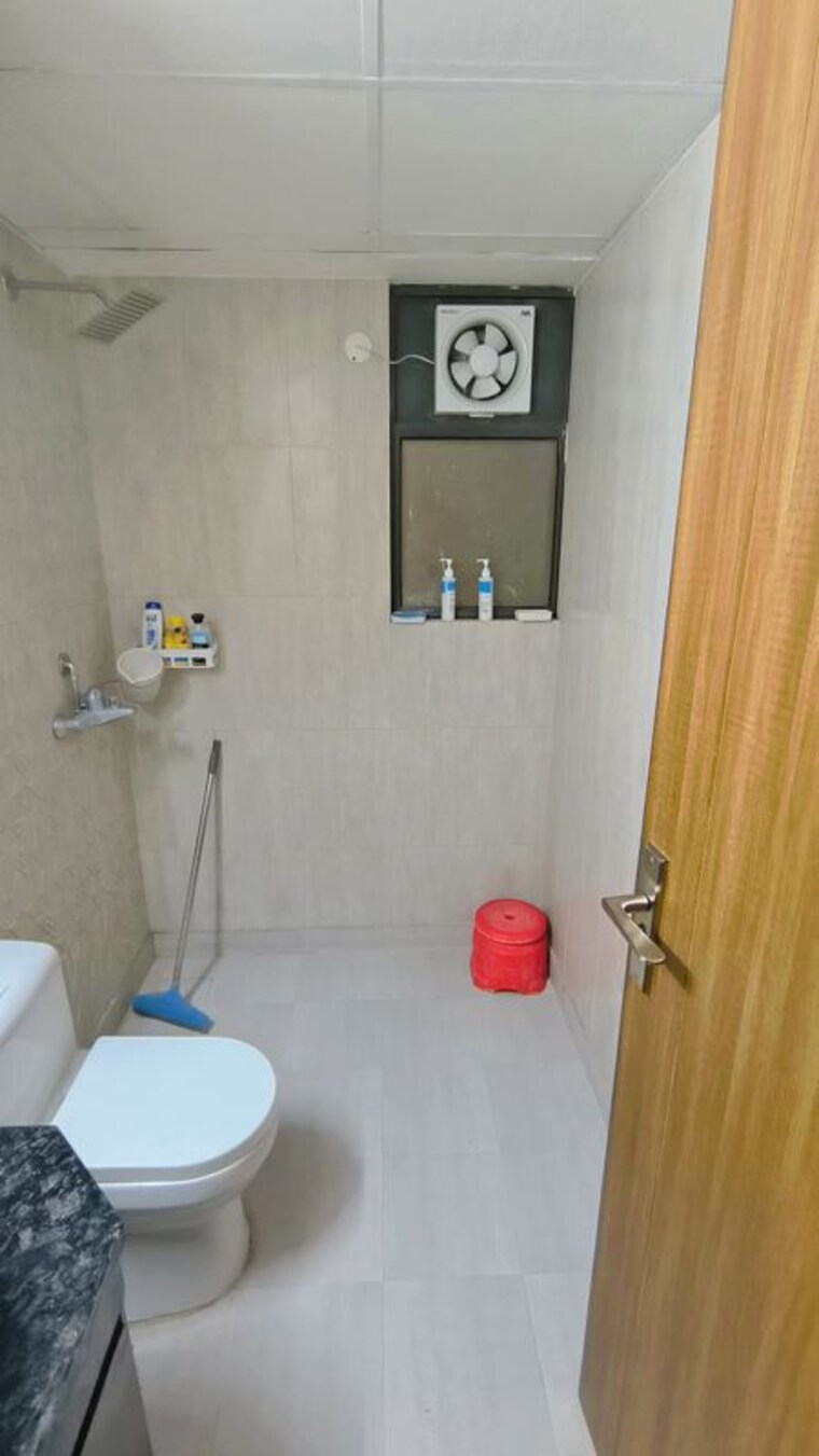 Bathroom, amrapali-terrace-homes 3 Bedroom 1400 Sq.Ft. Apartment In Tech Zone 4 Greater Noida Greater Noida 10713703