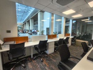  Office Space For Rent in Wadhwa The Capital, Bandra East