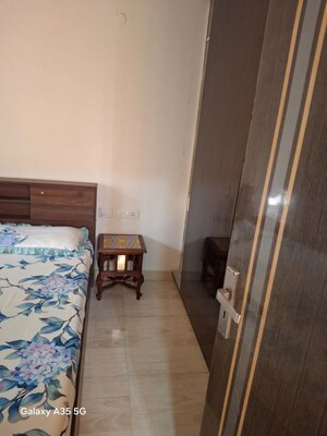 2 BHK Builder Floor For Rent in Sector 42