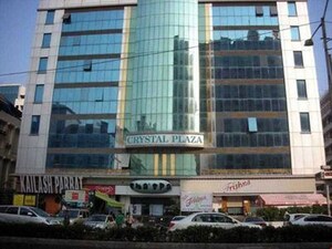  Office Space – Exterior View View at Crystal Plaza Andheri West, Andheri West - for Rent
