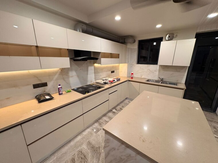 Kitchen, bptp-amstoria-country-floor 4 Bedroom 4500 Sq.Ft. Builder Floor In Sector 102 Gurgaon 10713724