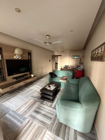2 BHK +Apartment For Rent in Chinar Building in Wadala, Mumbai