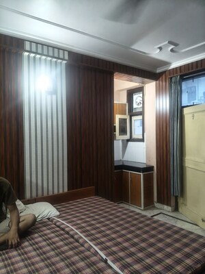 Bedroom in 1 RK Independent House at SS 100, Sector 49 – for Rent