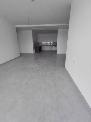 Room in 5 BHK Apartment at Goel Ganga Platinum, Kharadi – for Rent
