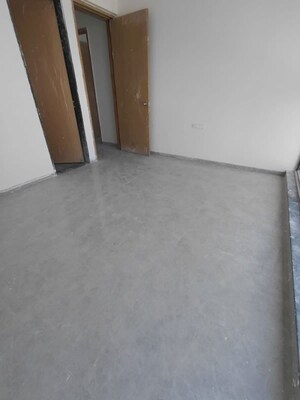 Room in 5 BHK Apartment at Goel Ganga Platinum, Kharadi – for Rent