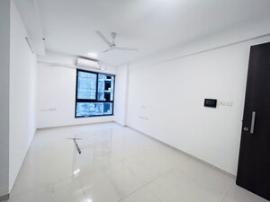 2 BHK Apartment For Sale in Sunteck City Avenue-2, Goregaon West