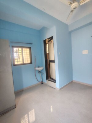 Furnished Amenities in 2 BHK Independent House at Chandan Nagar – for Rent