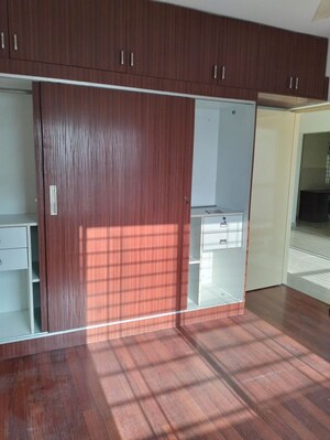 Room in 3 BHK Apartment at Dhammanagi Lilium Gardenia, Thanisandra – for Sale