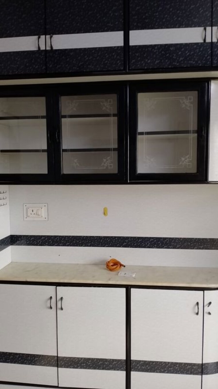 Other, surya-kutir 2 Bedroom 135 Sq.Yd. Apartment In Naranpura Ahmedabad 10708484