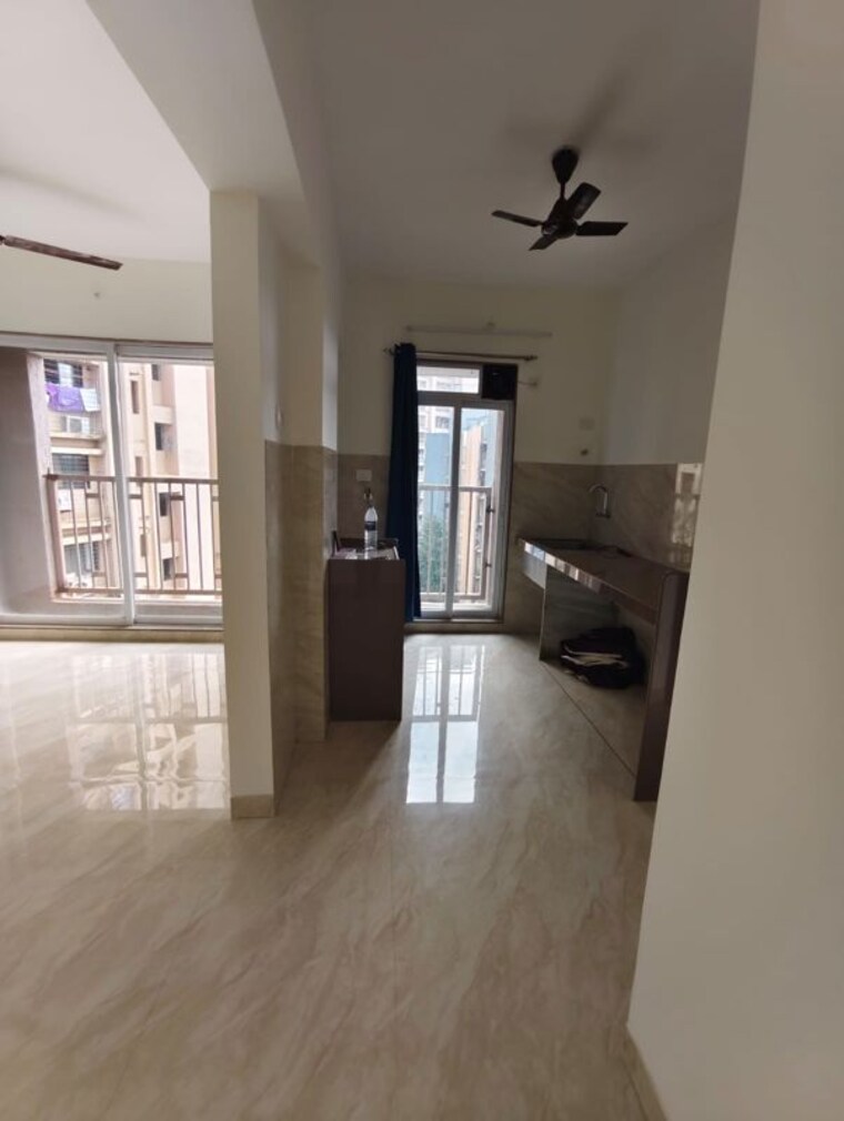 Kitchen, ace-aristo 1 Bedroom 421 Sq.Ft. Apartment In Kasarvadavali Thane 10713818