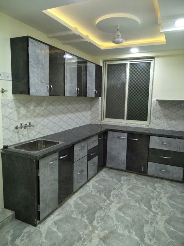Kitchen, vinay khand 4 Pg For Girls In Vinay Khand 4 10713859