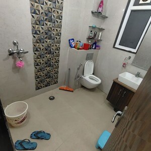 Team Area in 2 BHK Builder Floor at Sector 17 – for Rent