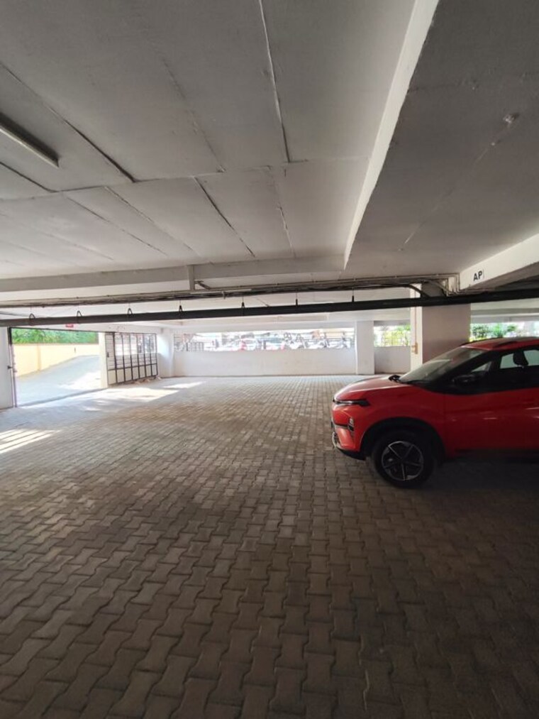  Parking, koramangala Commercial Office Space 5000 Sq.Ft. In Koramangala Bangalore 10713877