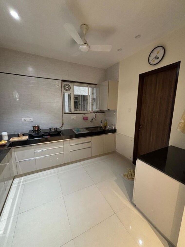 Kitchen, goel-ganga-liviano 3.5 Bedroom 1750 Sq.Ft. Apartment In Kharadi Pune 10713886
