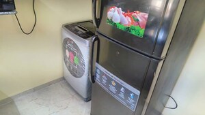 Furnished Amenities in 1 RK Apartment at Shelton Apartment, Santacruz East – for Rent