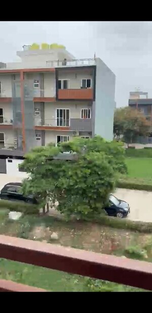 3 BHK Builder Floor – Exterior View View at BPTP District, Sector 81 - for Rent