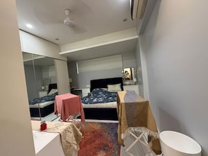  2 BHK Apartment at Bandra West – for Rent