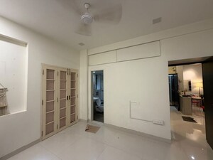 Room in 2 BHK Apartment at Bandra West – for Rent