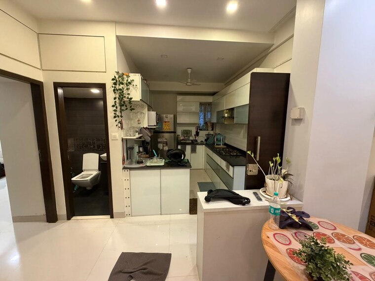 Kitchen, bandra west 2 Bedroom 750 Sq.Ft. Apartment In Bandra West Mumbai 10713912