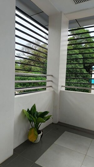 Balcony in  Pg at Vineet Khand – for Rent