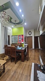 1500 Sq.Ft. Pg in Vineet Khand