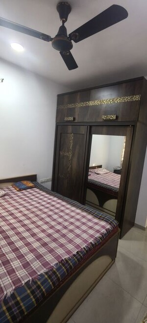 Bedroom in 2 BHK Apartment at Sheth Vasant Oasis, Andheri East – for Rent