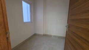 Room in 2.5 BHK Apartment at Shree Vardhman Victoria, Sector 70 – for Sale