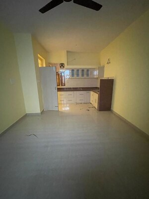 2 BHK Independent House For Rent in Viram Khand 5