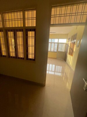 Room in 2 BHK Independent House at Viram Khand 5 – for Rent