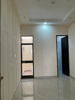 Building Lobby in 3 BHK Villa at Arsha Madhav Greens, Gomti Nagar – for Sale